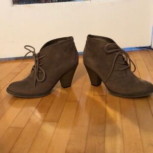MIA brown booties​​​​​​​​​​​​